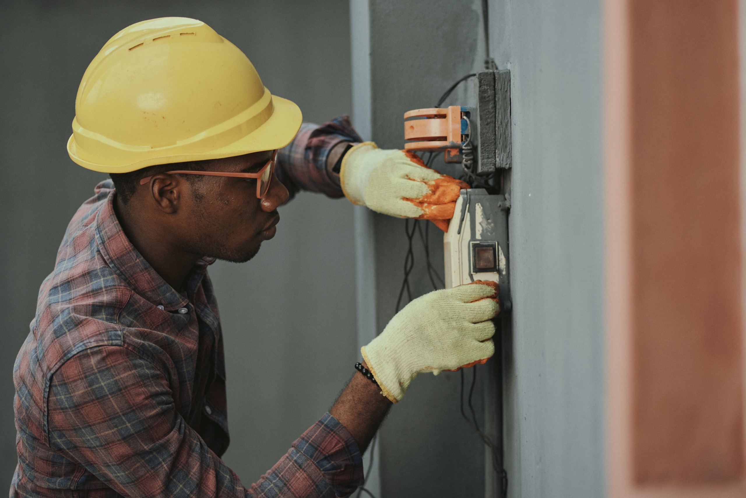 electrical contractors