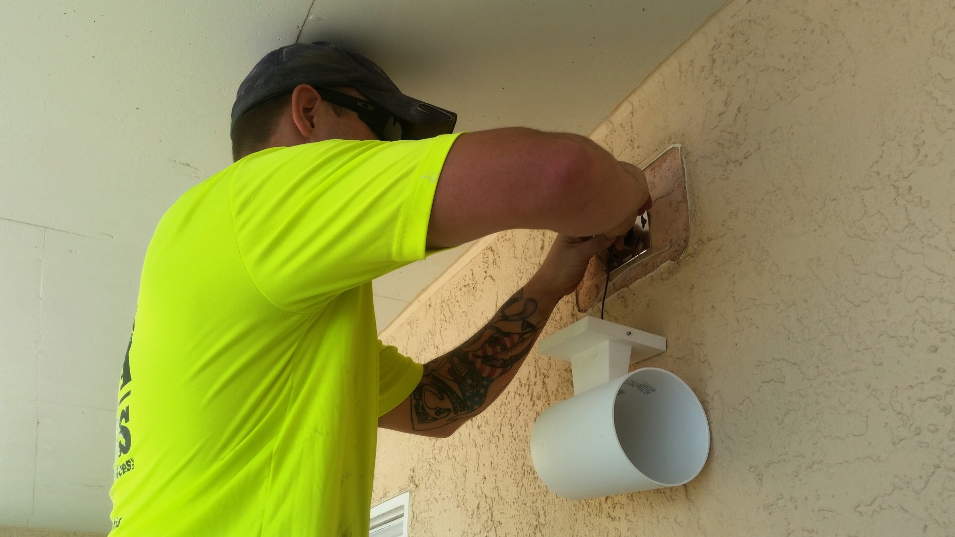 Sarasota electrical contractor