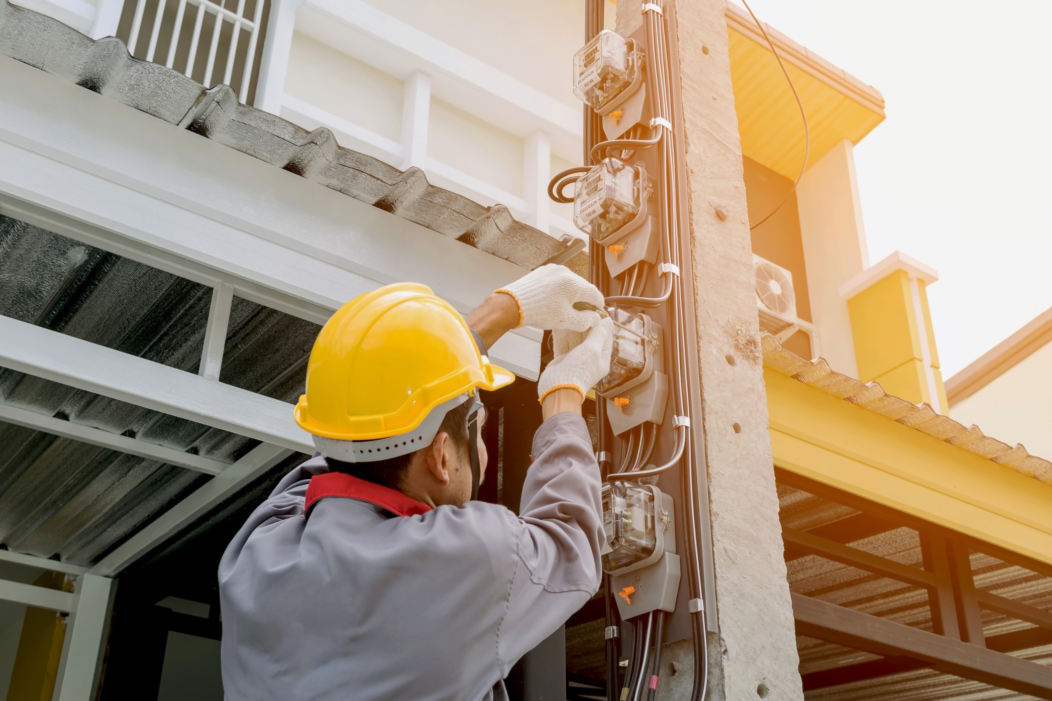 commercial electrical systems repair Sarasota